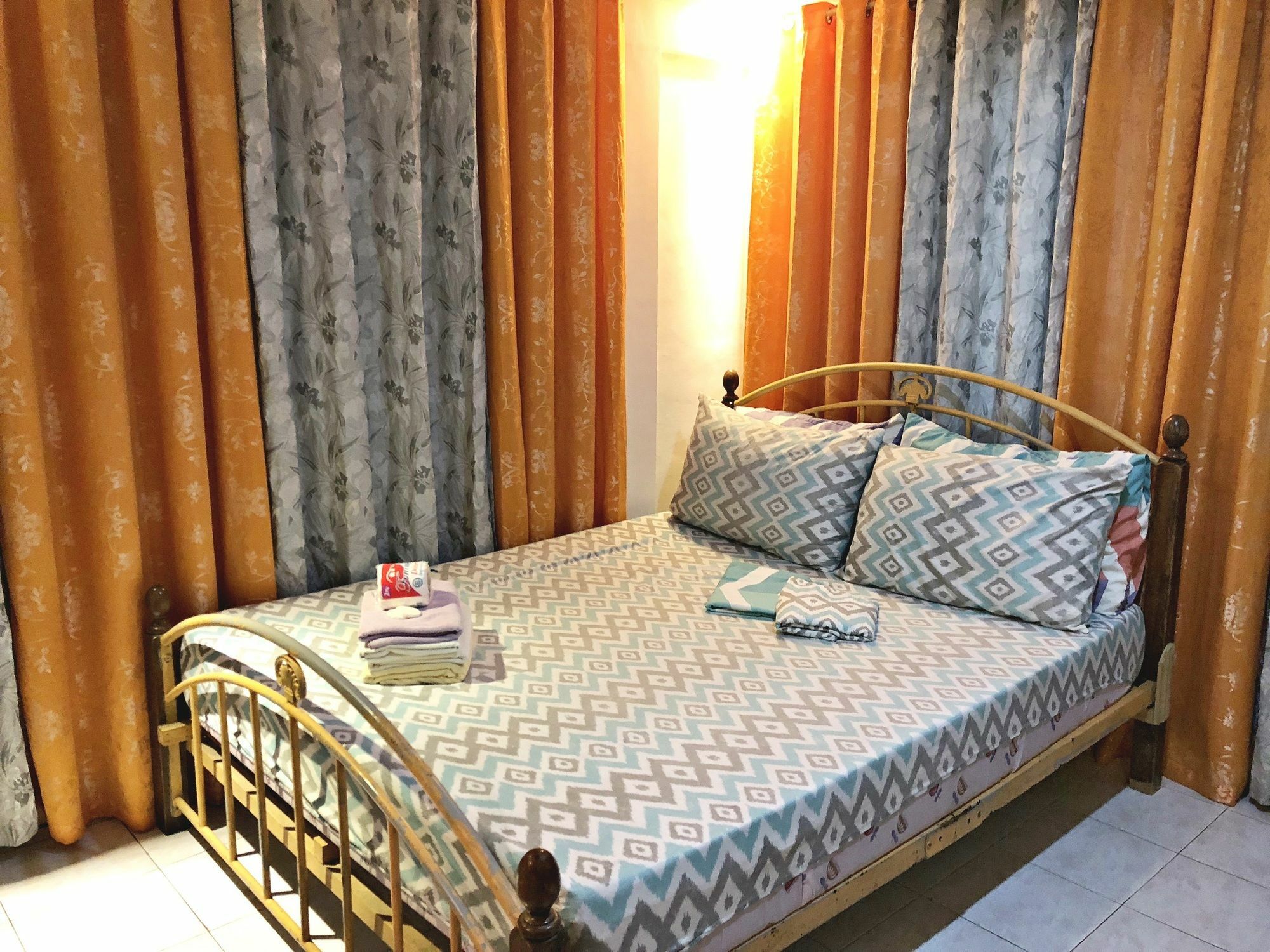 Balai Tinay Guesthouse Legazpi Buitenkant foto